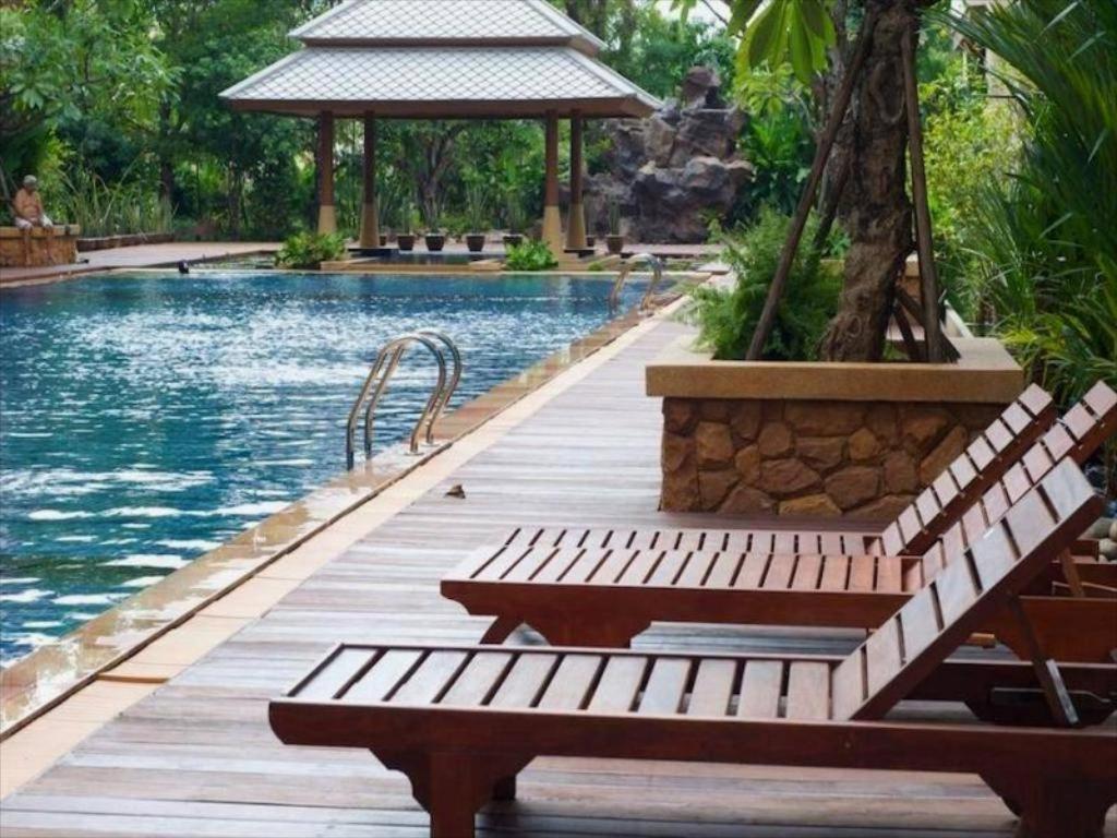 Pattaya City Resort By Harmony Екстериор снимка